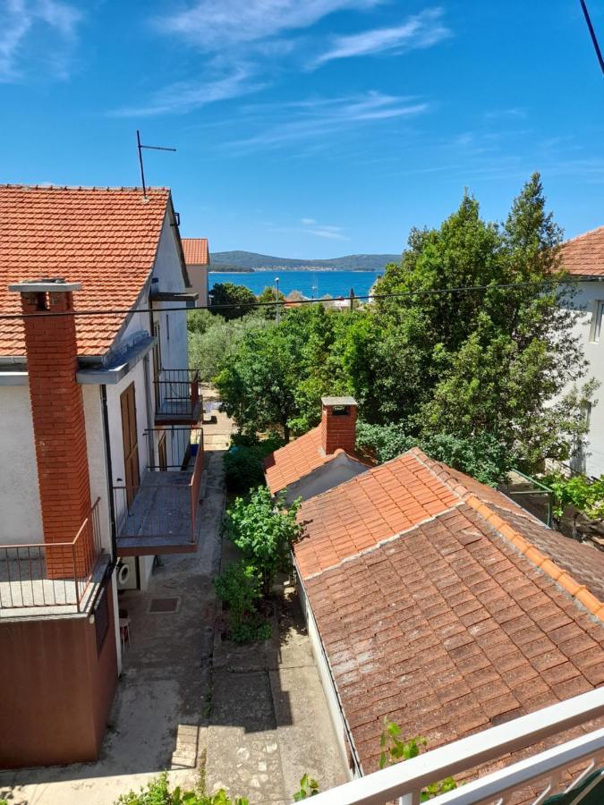 Apartment Gotovina Biograd Na Moru Exteriör bild