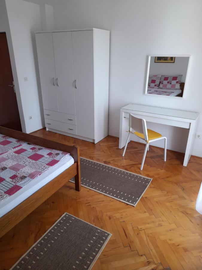 Apartment Gotovina Biograd Na Moru Exteriör bild