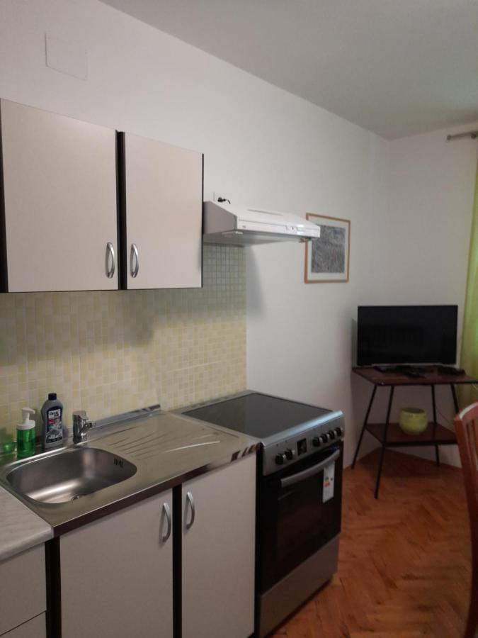 Apartment Gotovina Biograd Na Moru Exteriör bild