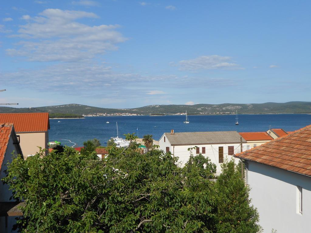 Apartment Gotovina Biograd Na Moru Exteriör bild