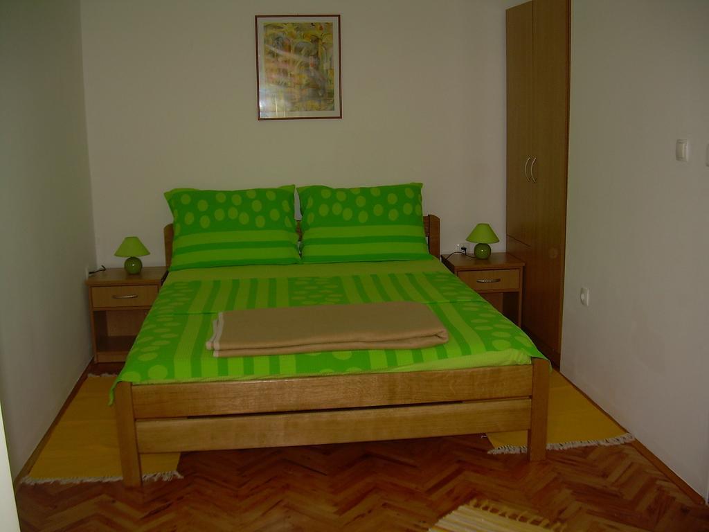 Apartment Gotovina Biograd Na Moru Rum bild