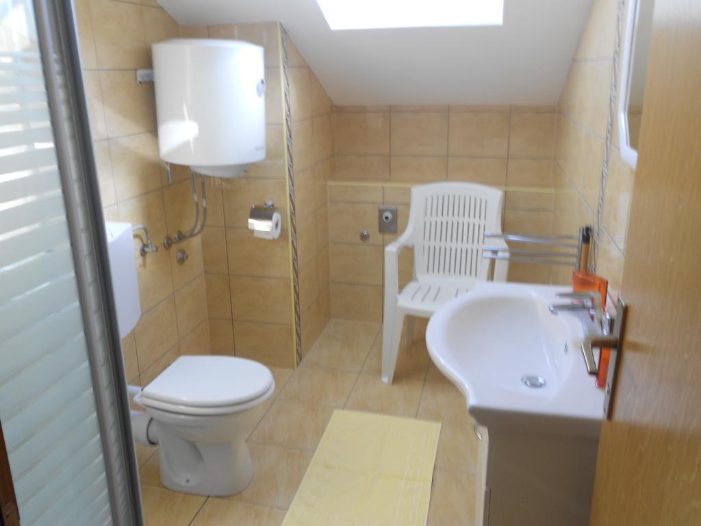 Apartment Gotovina Biograd Na Moru Rum bild