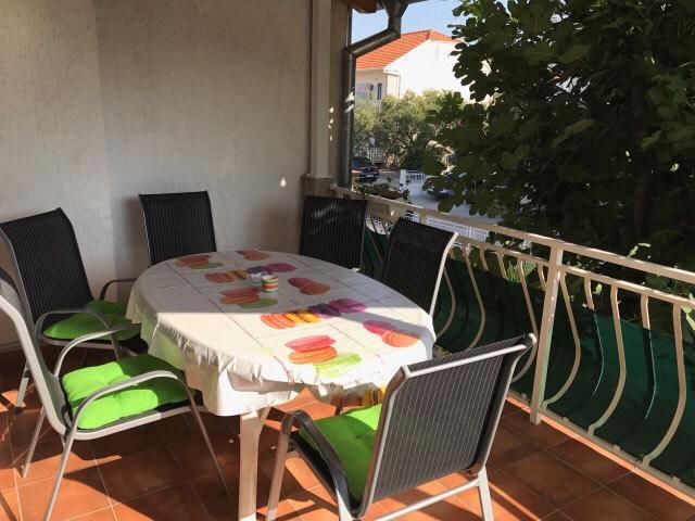 Apartment Gotovina Biograd Na Moru Exteriör bild