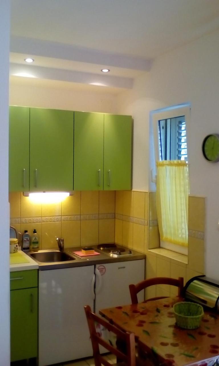 Apartment Gotovina Biograd Na Moru Exteriör bild
