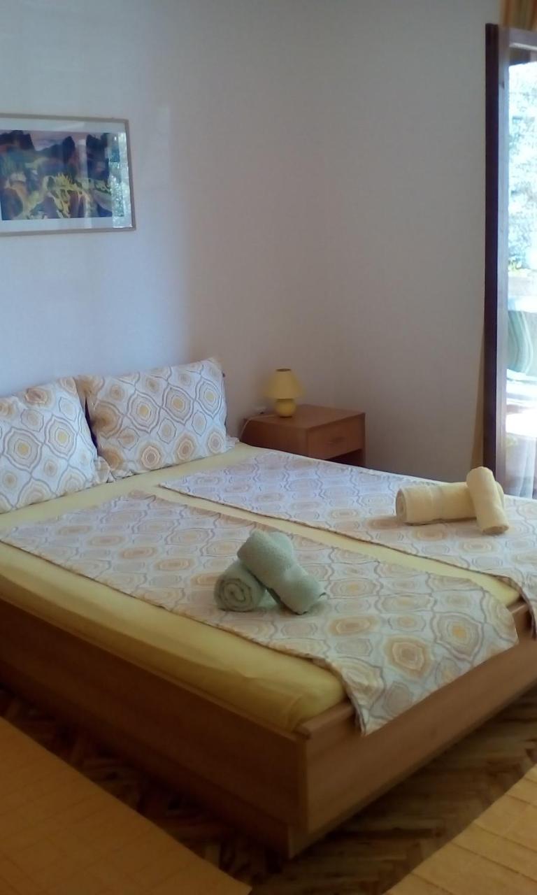 Apartment Gotovina Biograd Na Moru Exteriör bild